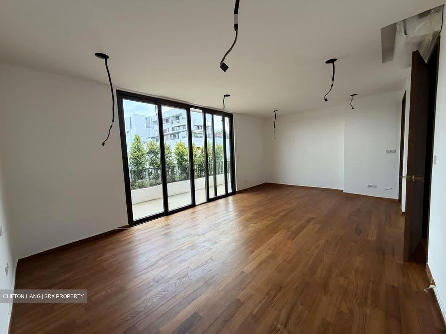 Coronation Road (D10), Semi-Detached #584191691
